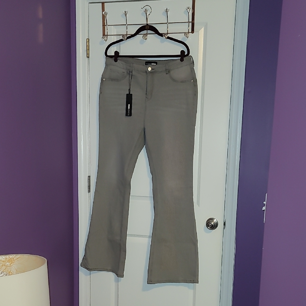 Fashion Nova Gray Flare Jeans - Picture 2 of 6